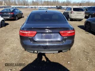 ✅ 2018 Jaguar XE 25t • VIN: SAJAS4FX8JCP34820 • Лот: 40763253. Опубликован ранее на Copart с пробегом 75 183 миль. Бесплатный доступ к архиву аукционных продаж из США и подробный отчёт об истории автомобиля на DreamBid. Изображение 6.