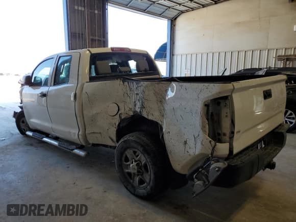 ✅ 2017 Toyota Tundra SR • VIN: 5TFRM5F11HX113595 • Lot: 86628155. Listed on Copart with 85,899 mi. Free auction sales archive from the USA and detailed vehicle history report at DreamBid. Image 2.