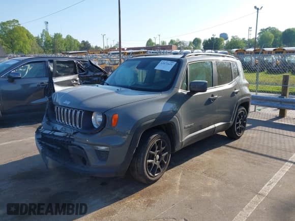 ✅ 2020 Jeep Renegade Latitude • VIN: ZACNJABB5LPL93402 • Lot: 42071621. Wystawiony na IAAI z przebiegiem 73 789 mil. Bezpłatny archiwum sprzedaży aukcyjnych z USA i szczegółowy raport historii pojazdu na DreamBid. Zdjęcie 17.