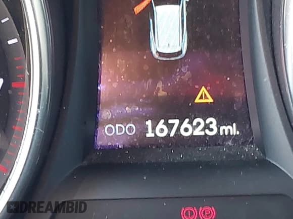 ✅ 2014 Hyundai Santa Fe • VIN: 5XYZU3LB1EG198597 • Лот: 43670486. Опубликован ранее на IAAI с пробегом 167 623 миль. Бесплатный доступ к архиву аукционных продаж из США и подробный отчёт об истории автомобиля на DreamBid. Изображение 7.