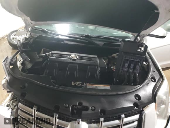 ✅ 2016 Cadillac SRX Performance Collection • VIN: 3GYFNCE39GS568583 • Lot: 93201535. Listed on Copart with 104,161 mi. Free auction sales archive from the USA and detailed vehicle history report at DreamBid. Image 11.