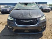 ✅ 2022 Chrysler Pacifica Touring L • VIN: 2C4RC1BG1NR146094 • Lot: 63194995. Wystawiony na Copart z przebiegiem 30 295 mil. Bezpłatny archiwum sprzedaży aukcyjnych z USA i szczegółowy raport historii pojazdu na DreamBid. Zdjęcie 5.