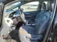 2018 Chevrolet Bolt EV Premier z VIN 1G1FX6S02J4116048, wystawiony jako Copart lot #45917454 z przebiegiem 59 857 mil mil oraz . Historia ofert i sprzedaży dostępna na DreamBid. Obrazek 7.