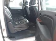 ✅ 2014 GMC Yukon XL SLT • VIN: 1GKS1KE02ER200489 • Lot: 41385362. Listed on IAAI with 200,289 mi. Free auction sales archive from the USA and detailed vehicle history report at DreamBid. Image 8.