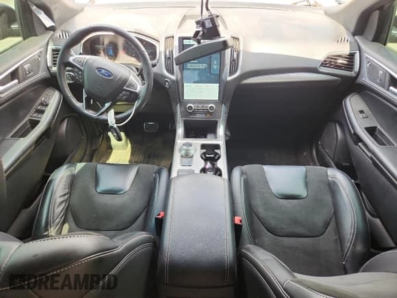 ✅ 2021 Ford Edge ST • VIN: 2FMPK4AP6MBA54155 • Lot: 62026675. Wystawiony na Copart z przebiegiem 51 897 mil. Bezpłatny archiwum sprzedaży aukcyjnych z USA i szczegółowy raport historii pojazdu na DreamBid. Zdjęcie 8.