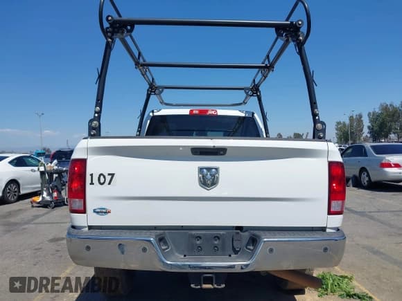 ✅ 2017 Ram 2500 Tradesman • VIN: 3C6UR4CJ0HG587687 • Лот: 42225541. Опубликован ранее на IAAI с пробегом 46 211 миль. Бесплатный доступ к архиву аукционных продаж из США и подробный отчёт об истории автомобиля на DreamBid. Изображение 16.