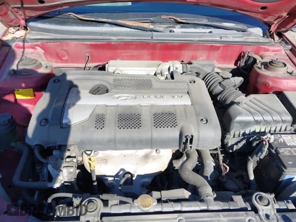 ✅ 2005 Hyundai Elantra GLS • VIN: KMHDN46D75U099089 • Lot: 41568039. Wystawiony na IAAI z przebiegiem 105 278 mil. Bezpłatny archiwum sprzedaży aukcyjnych z USA i szczegółowy raport historii pojazdu na DreamBid. Zdjęcie 10.