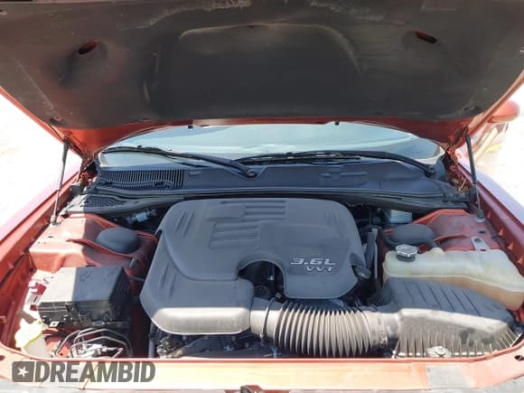 ✅ 2021 Dodge Challenger SXT • VIN: 2C3CDZAGXMH604789 • Lot: 39184065. Wystawiony na IAAI z przebiegiem 32 196 mil. Bezpłatny archiwum sprzedaży aukcyjnych z USA i szczegółowy raport historii pojazdu na DreamBid. Zdjęcie 10.