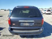 ✅ 2007 Chrysler Town & Country Touring • VIN: 2A4GP54L37R134362 • Lot: 85849135. Listed on Copart with 198,874 mi. Free auction sales archive from the USA and detailed vehicle history report at DreamBid. Image 6.