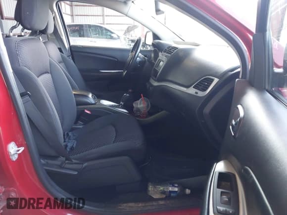 ✅ 2017 Dodge Journey Crossroad Plus • VIN: 3C4PDCGG8HT501546 • Лот: 43214376. Опубликован ранее на IAAI с пробегом 105 715 миль. Бесплатный доступ к архиву аукционных продаж из США и подробный отчёт об истории автомобиля на DreamBid. Изображение 5.