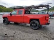 ✅ 2019 Chevrolet Silverado 1500 Custom • VIN: 2GCVKMEC7K1162113 • Lot: 71496015. Wystawiony na Copart z przebiegiem 153 962 mil. Bezpłatny archiwum sprzedaży aukcyjnych z USA i szczegółowy raport historii pojazdu na DreamBid. Zdjęcie 2.