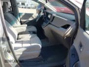 ✅ 2016 Toyota Sienna LE AAS • VIN: 5TDKK3DC0GS713352 • Lot: 43338391. Listed on IAAI with 99,856 mi. Free auction sales archive from the USA and detailed vehicle history report at DreamBid. Image 5.