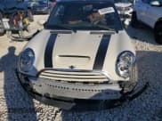 ✅ 2008 MINI Convertible S • VIN: WMWRH33528TL96772 • Lot: 85989544. Wystawiony na Copart z przebiegiem 87 214 mil. Bezpłatny archiwum sprzedaży aukcyjnych z USA i szczegółowy raport historii pojazdu na DreamBid. Zdjęcie 5.