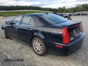 ✅ 2009 Cadillac STS RWD • VIN: 1G6DK67V990134795 • Lot: 69980414. Wystawiony na Copart z przebiegiem 108 739 mil. Bezpłatny archiwum sprzedaży aukcyjnych z USA i szczegółowy raport historii pojazdu na DreamBid. Zdjęcie 2.