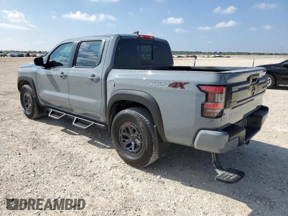 ✅ 2025 Nissan Frontier Pro-4X • VIN: 1N6ED1EKXSN600263 • Лот: 90295315. Опубликован ранее на Copart с пробегом 9 507 миль. Бесплатный доступ к архиву аукционных продаж из США и подробный отчёт об истории автомобиля на DreamBid. Изображение 2.