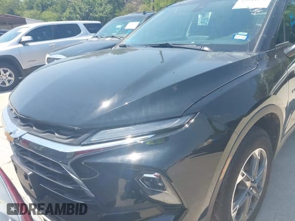 ✅ 2025 Chevrolet Blazer LT • VIN: 3GNKBCR43SS150908 • Lot: 42944270. Listed on IAAI with 12,769 mi. Free auction sales archive from the USA and detailed vehicle history report at DreamBid. Image 6.