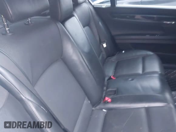 ✅ 2010 BMW 7 Series 750Li xDrive • VIN: WBAKC8C59AC430791 • Лот: 43824951. Опубликован ранее на IAAI с пробегом 150 521 миль. Бесплатный доступ к архиву аукционных продаж из США и подробный отчёт об истории автомобиля на DreamBid. Изображение 8.