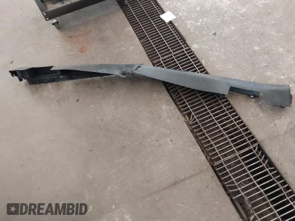 ✅ 2025 Jeep Grand Cherokee Altitude X • VIN: 1C4RJHAG5SC278876 • Лот: 42261321. Опубликован ранее на IAAI с пробегом 819 миль. Бесплатный доступ к архиву аукционных продаж из США и подробный отчёт об истории автомобиля на DreamBid. Изображение 12.