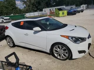 ✅ 2013 Hyundai Veloster w/Gray Int • VIN: KMHTC6AD8DU138033 • Lot: 72832224. Wystawiony na Copart z przebiegiem 94 140 mil. Bezpłatny archiwum sprzedaży aukcyjnych z USA i szczegółowy raport historii pojazdu na DreamBid. Zdjęcie 4.