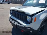 ✅ 2023 Jeep Renegade Trailhawk • VIN: ZACNJDC13PPP66434 • Лот: 39951357. Опубликован ранее на IAAI с пробегом 10 517 миль. Бесплатный доступ к архиву аукционных продаж из США и подробный отчёт об истории автомобиля на DreamBid. Изображение 6.