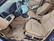 ✅ 2000 BMW 3 Series 323i • VIN: WBAAM3341YCD57688 • Lot: 94039235. Wystawiony na Copart z przebiegiem 130 335 mil. Bezpłatny archiwum sprzedaży aukcyjnych z USA i szczegółowy raport historii pojazdu na DreamBid. Zdjęcie 7.