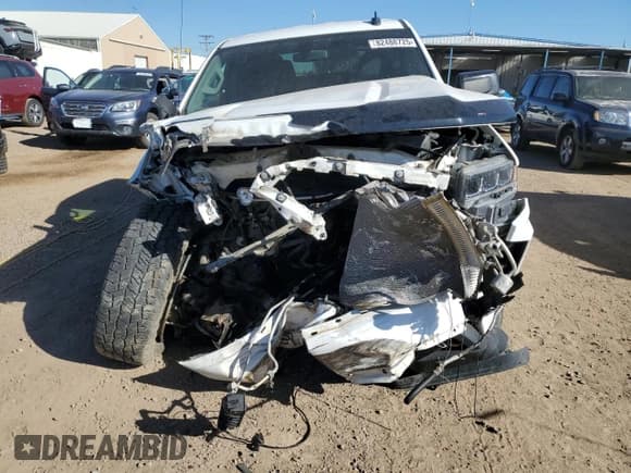 ✅ 2019 Chevrolet Silverado 1500 RST • VIN: 1GCRYEED1KZ274539 • Лот: 82488725. Опубликован ранее на Copart с пробегом 82 831 миль. Бесплатный доступ к архиву аукционных продаж из США и подробный отчёт об истории автомобиля на DreamBid. Изображение 5.