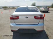 ✅ 2017 Kia Rio LX • VIN: KNADM4A39H6027242 • Lot: 59791245. Wystawiony na Copart z przebiegiem 129 864 mil. Bezpłatny archiwum sprzedaży aukcyjnych z USA i szczegółowy raport historii pojazdu na DreamBid. Zdjęcie 6.