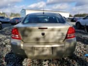 ✅ 2010 Dodge Avenger SXT • VIN: 1B3CC4FB0AN173219 • Lot: 79762174. Wystawiony na Copart z przebiegiem 180 708 mil. Bezpłatny archiwum sprzedaży aukcyjnych z USA i szczegółowy raport historii pojazdu na DreamBid. Zdjęcie 6.