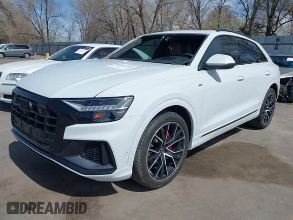 ✅ 2021 Audi Q8 Prestige • VIN: WA1FVAF18MD025027 • Lot: 41967700. Listed on IAAI with 32,992 mi. Free auction sales archive from the USA and detailed vehicle history report at DreamBid. Image 2.