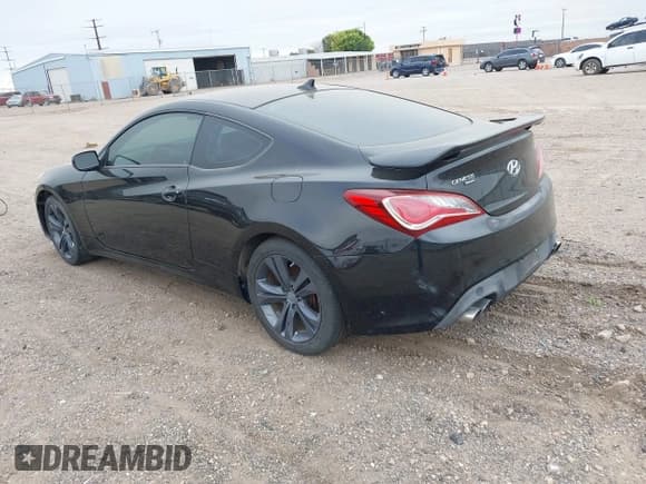 ✅ 2013 Hyundai Genesis Coupe 2.0T • VIN: KMHHT6KD8DU091672 • Lot: 42540590. Wystawiony na IAAI z przebiegiem 147 480 mil. Bezpłatny archiwum sprzedaży aukcyjnych z USA i szczegółowy raport historii pojazdu na DreamBid. Zdjęcie 3.