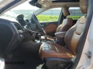 ✅ 2019 Jeep Cherokee Overland • VIN: 1C4PJMJX8KD375032 • Лот: 62037595. Опубликован ранее на Copart с пробегом 124 780 миль. Бесплатный доступ к архиву аукционных продаж из США и подробный отчёт об истории автомобиля на DreamBid. Изображение 7.