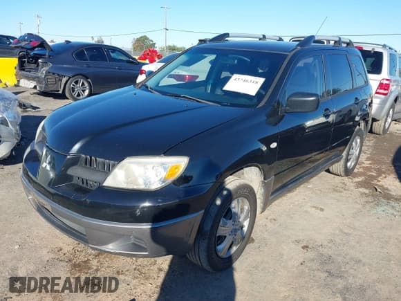 ✅ 2006 Mitsubishi Outlander LS • VIN: JA4LX31F76U016673 • Lot: 43746318. Wystawiony na IAAI z przebiegiem 248 955 mil. Bezpłatny archiwum sprzedaży aukcyjnych z USA i szczegółowy raport historii pojazdu na DreamBid. Zdjęcie 2.