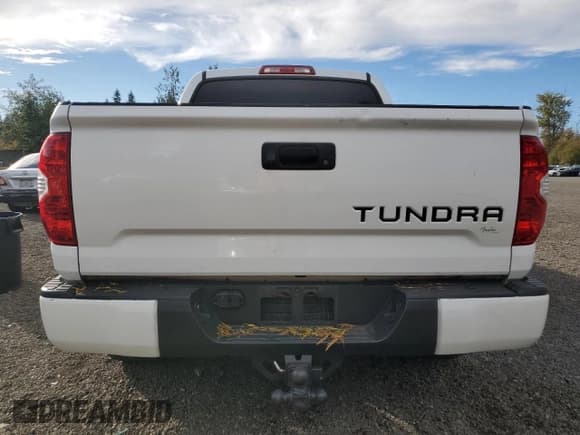 ✅ 2016 Toyota Tundra SR5 • VIN: 5TFDW5F16GX535087 • Лот: 85840425. Опубликован ранее на Copart с пробегом 179 444 миль. Бесплатный доступ к архиву аукционных продаж из США и подробный отчёт об истории автомобиля на DreamBid. Изображение 6.