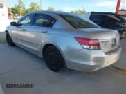 ✅ 2008 Honda Accord LX • VIN: JHMCP26368C069290 • Lot: 43821902. Wystawiony na IAAI z przebiegiem 255 158 mil. Bezpłatny archiwum sprzedaży aukcyjnych z USA i szczegółowy raport historii pojazdu na DreamBid. Zdjęcie 3.