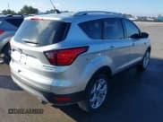 ✅ 2019 Ford Escape Titanium • VIN: 1FMCU0J98KUB77742 • Лот: 43666977. Опубликован ранее на IAAI с пробегом 117 793 миль. Бесплатный доступ к архиву аукционных продаж из США и подробный отчёт об истории автомобиля на DreamBid. Изображение 4.