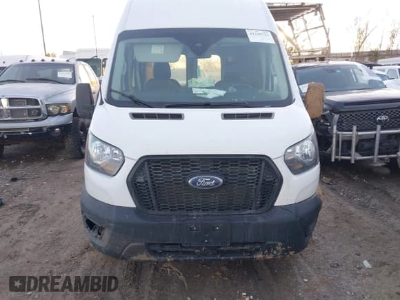 ✅ 2023 Ford Transit Cargo • VIN: 1FTBR3X89PKA82787 • Лот: 41330722. Опубликован ранее на IAAI с пробегом 76 536 миль. Бесплатный доступ к архиву аукционных продаж из США и подробный отчёт об истории автомобиля на DreamBid. Изображение 12.