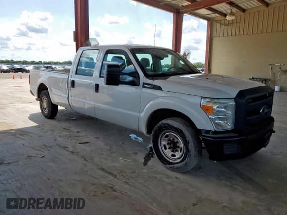 ✅ 2016 Ford F-250 XL • VIN: 1FT7W2A65GEA26456 • Lot: 59319105. Wystawiony na Copart z przebiegiem 136 713 mil. Bezpłatny archiwum sprzedaży aukcyjnych z USA i szczegółowy raport historii pojazdu na DreamBid. Zdjęcie 4.