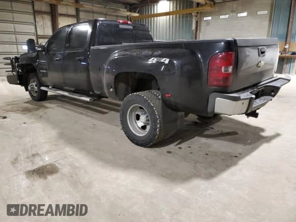 2008 Chevrolet Silverado 3500HD DRW LTZ с VIN 1GCJK33678F146002, выставлен на аукционе Copart как лот 85663514 с пробегом 231 546 миль миль и Списание • Salvage title. История ставок и продаж доступна на DreamBid. Изображение 2.