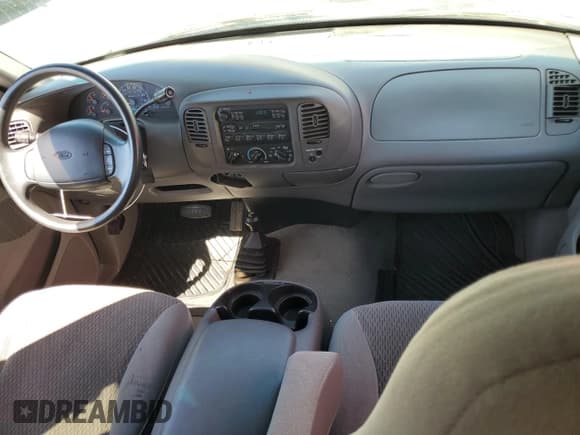 ✅ 1998 Ford F-250 • VIN: 1FTPX28L9WKB01247 • Lot: 70723084. Listed on Copart with 119,870 mi. Free auction sales archive from the USA and detailed vehicle history report at DreamBid. Image 8.