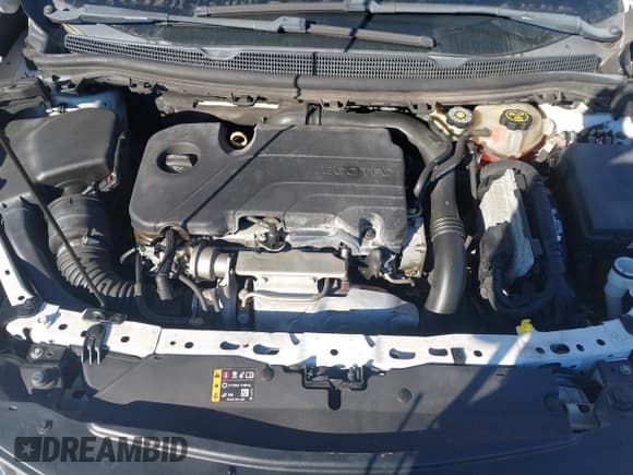 ✅ 2019 Chevrolet Cruze LT • VIN: 1G1BE5SM9K7121085 • Lot: 43693930. Listed on IAAI with 161,367 mi. Free auction sales archive from the USA and detailed vehicle history report at DreamBid. Image 10.