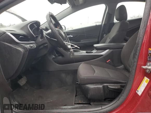 ✅ 2018 Chevrolet Volt LT • VIN: 1G1RC6S56JU127283 • Lot: 82099514. Wystawiony na Copart z przebiegiem 111 079 mil. Bezpłatny archiwum sprzedaży aukcyjnych z USA i szczegółowy raport historii pojazdu na DreamBid. Zdjęcie 7.