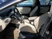 ✅ 2010 Volkswagen CC Luxury • VIN: WVWHP7AN1AE538678 • Lot: 57223435. Wystawiony na Copart z przebiegiem 110 168 mil. Bezpłatny archiwum sprzedaży aukcyjnych z USA i szczegółowy raport historii pojazdu na DreamBid. Zdjęcie 7.