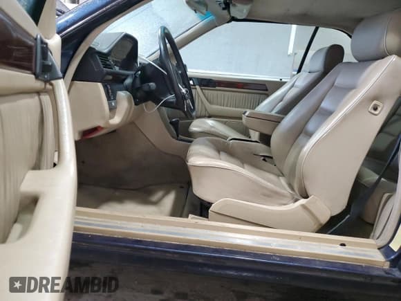 ✅ 1995 Mercedes-Benz E 320 • VIN: WDBEA66E5SC276733 • Лот: 90385675. Опубликован ранее на Copart с пробегом 103 085 миль. Бесплатный доступ к архиву аукционных продаж из США и подробный отчёт об истории автомобиля на DreamBid. Изображение 7.