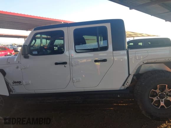 ✅ 2021 Jeep Gladiator Sport S • VIN: 1C6JJTAG8ML557863 • Lot: 43447555. Listed on IAAI with 24,365 mi. Free auction sales archive from the USA and detailed vehicle history report at DreamBid. Image 15.