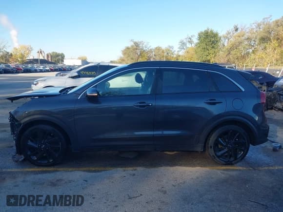 ✅ 2018 Kia Niro EX • VIN: KNDCC3LC7J5160540 • Лот: 43571414. Опубликован ранее на IAAI с пробегом 136 499 миль. Бесплатный доступ к архиву аукционных продаж из США и подробный отчёт об истории автомобиля на DreamBid. Изображение 15.