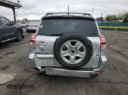✅ 2010 Toyota RAV4 • VIN: JTMBF4DV6AD030523 • Лот: 54588625. Опубликован ранее на Copart с пробегом 189 204 миль. Бесплатный доступ к архиву аукционных продаж из США и подробный отчёт об истории автомобиля на DreamBid. Изображение 6.