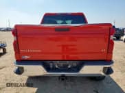 ✅ 2020 Chevrolet Silverado 1500 LT • VIN: 3GCPWCED4LG148243 • Lot: 70367185. Wystawiony na Copart z przebiegiem 146 048 mil. Bezpłatny archiwum sprzedaży aukcyjnych z USA i szczegółowy raport historii pojazdu na DreamBid. Zdjęcie 6.