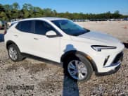 ✅ 2025 Buick Encore GX Preferred • VIN: KL4AMBSP0SB001259 • Лот: 91369055. Опубликован ранее на Copart с пробегом 29 606 миль. Бесплатный доступ к архиву аукционных продаж из США и подробный отчёт об истории автомобиля на DreamBid. Изображение 4.