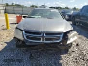 ✅ 2012 Dodge Avenger SE • VIN: 1C3CDZAB5CN323557 • Лот: 72334594. Опубликован ранее на Copart с пробегом 170 874 миль. Бесплатный доступ к архиву аукционных продаж из США и подробный отчёт об истории автомобиля на DreamBid. Изображение 5.