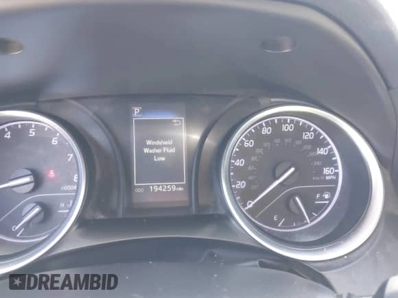 2019 Toyota Camry LE z VIN 4T1B11HK5KU719169, wystawiony jako IAAI lot #41972503 z przebiegiem 194 259 mil mil oraz . Historia ofert i sprzedaży dostępna na DreamBid. Obrazek 15.